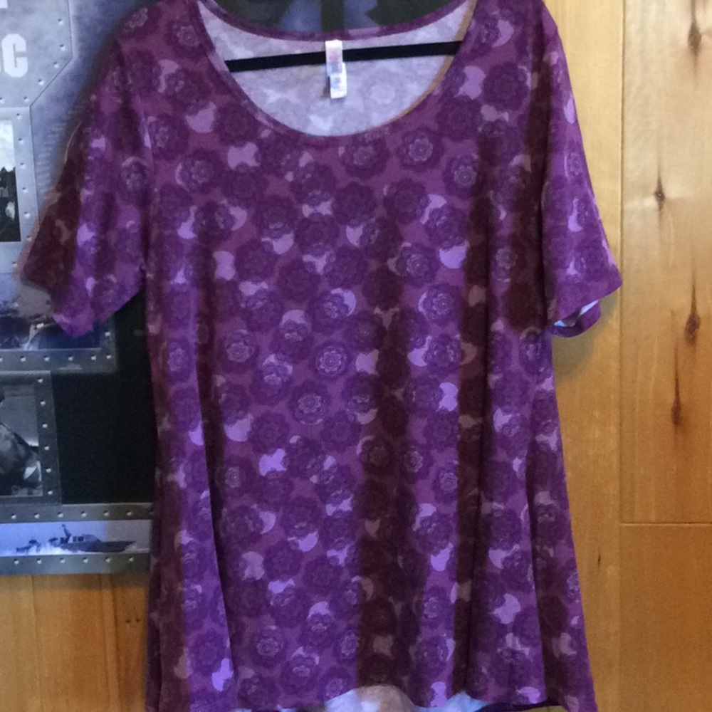 Lularoe Perfect T Large